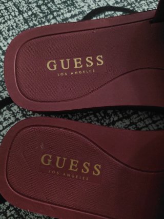 Sandalias Guess Vino