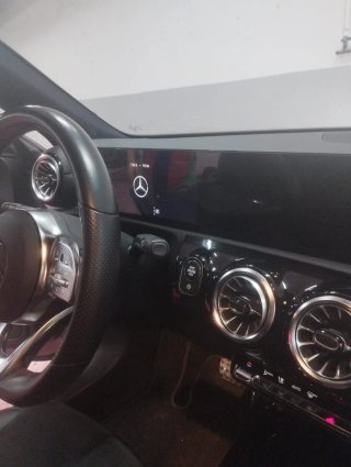 Mercedes-Benz CLA200 2023