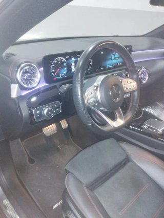 Mercedes-Benz CLA200 2023
