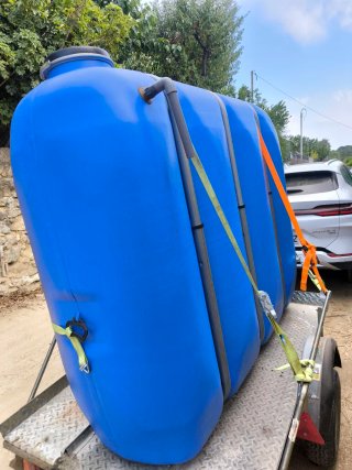 Depósito agua 2000L azul..