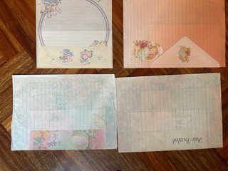 Conjunto de Papel de Carta y Sobres