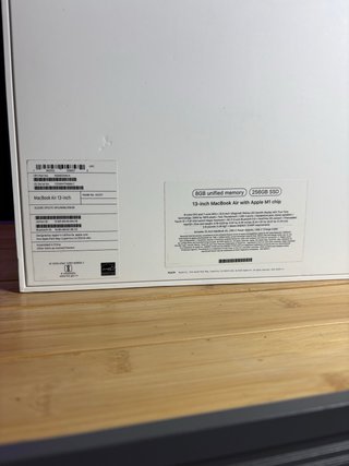 Apple MacBook Air M1 256GB Oro 8GB RAM