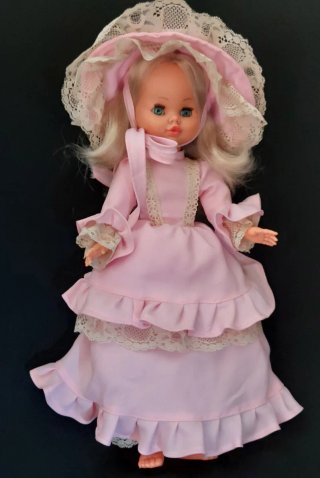 Muñeca antigua años 70