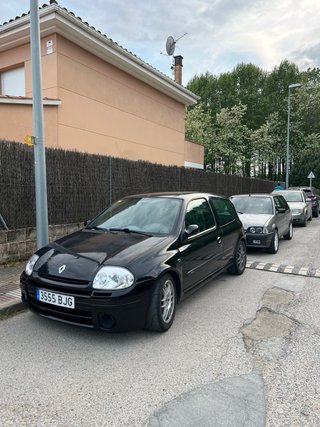 Renault Clio 2001