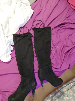 Botas altas negras con cordones