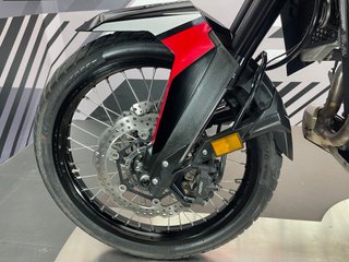 Honda CRF 1100 Africa Twin Roja