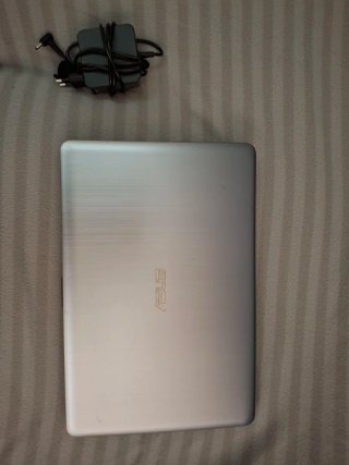 ASUS Portatile i7 7th Gen, 12GB RAM, 1.5TB SSD