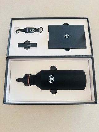 Pack Bienvenida Toyota 4 Accesorios