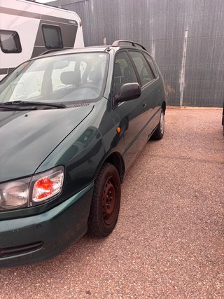 TOYOTA AVENSIS PICNIC