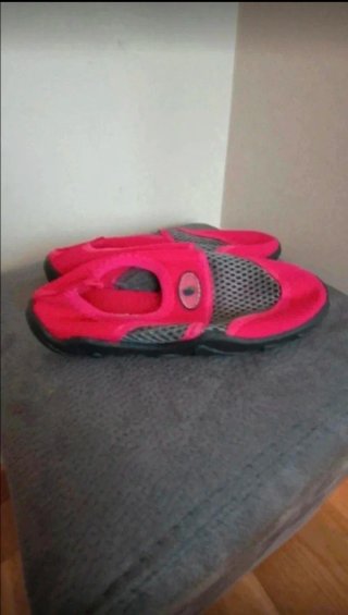 Zapatillas de agua para niña, talla 30