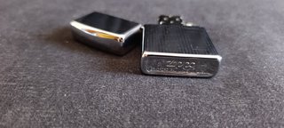 Zippo cromato con barre, solo accensione
