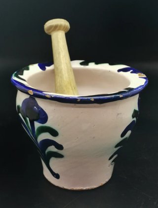Magnífico almirez antiguo de cerámica de Fajalauza