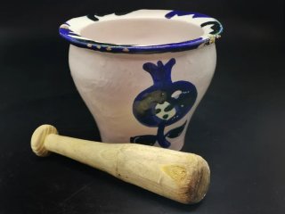 Magnífico almirez antiguo de cerámica de Fajalauza