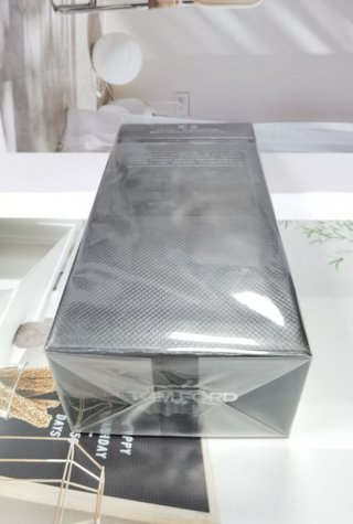 Perfume Tom Ford Oud Wood 100ml EDP sellado nuevo