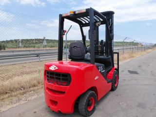 Carretilla elevadora HANGCHA 25 Diesel