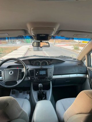 SsangYong Rodius 2010