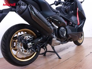 YAMAHA T-MAX 560 TECH MAX