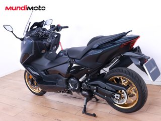 YAMAHA T-MAX 560 TECH MAX