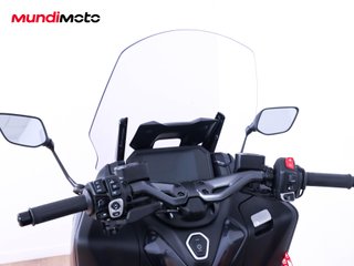 YAMAHA T-MAX 560 TECH MAX