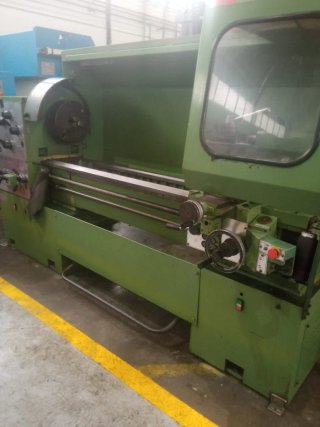 Torno PINACHO S 90 E -310
