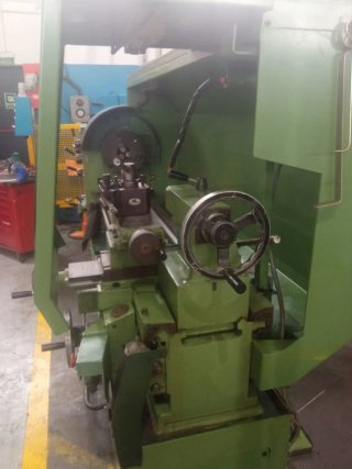 Torno PINACHO S 90 E -310