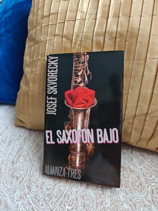 El saxofón bajo