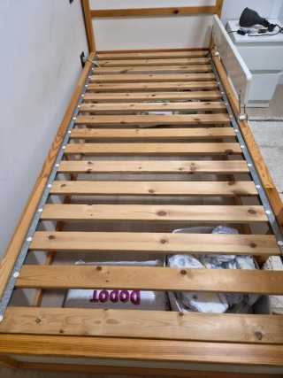 Cama infantil de madera ikea