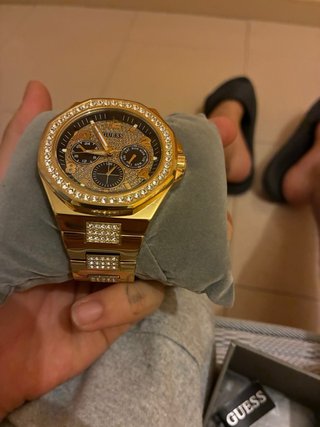 Reloj Guess Empire Dorado y Negro