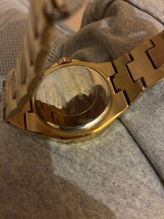 Reloj Guess Empire Dorado y Negro