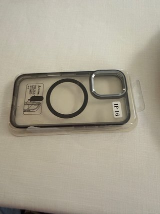 Funda iPhone 16 Transparente Magnética