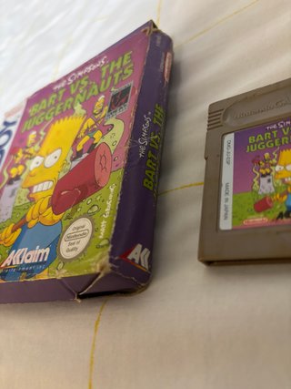 The Simpsons Bart vs. The Juggernauts Game Boy