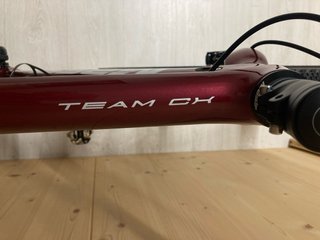 Bicicleta uso Gravel full Carbono ligera.