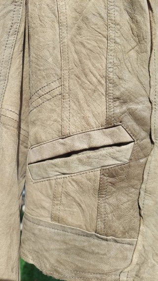 Chaqueta corta piel MNG verde