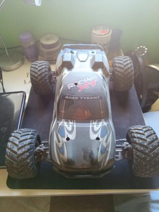 Coche radiocontrol de competición
