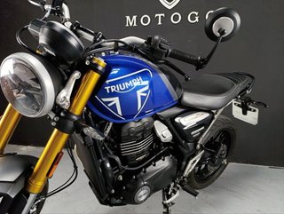 TRIUMPH Speed 400 2024