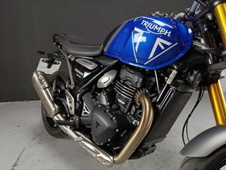 TRIUMPH Speed 400 2024