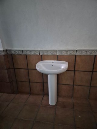 Lavabo de porcelana blanco