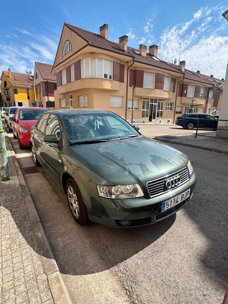 Audi A4 2001. - foto 1