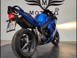 TRIUMPH SPRINT ST 2005