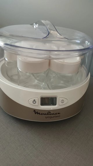 Yogurtera casi nueva