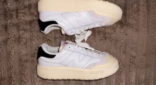 New Balance 302 Beige/Blanco Usadas