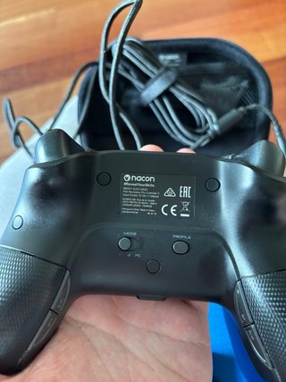 Ps4 Slim 1TB con mando