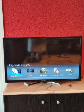 Televisión Samsung 32 UE32EH4000 Negra