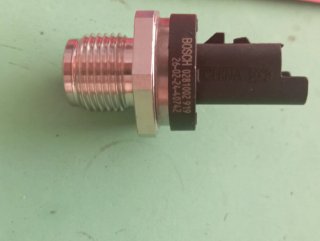 Sensor Presión Combustible Bosch 0281002919