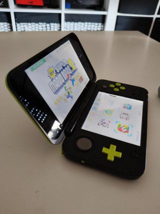 Nintendo 2DS XL Verde + Juegos