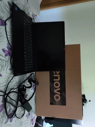 Lenovo V15 G2 Celeron N4500 8/256GB Nuevo