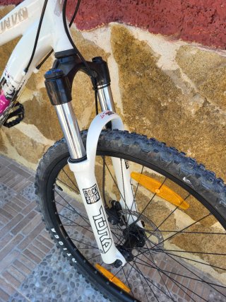 Bicicleta Specialized M4 Blanca