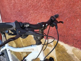 Bicicleta Specialized M4 Blanca