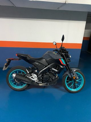 Yamaha MT-125 Naked Gris