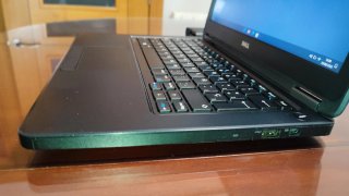 Portátil Dell Latitude E5250 i5 8GB Windows 11